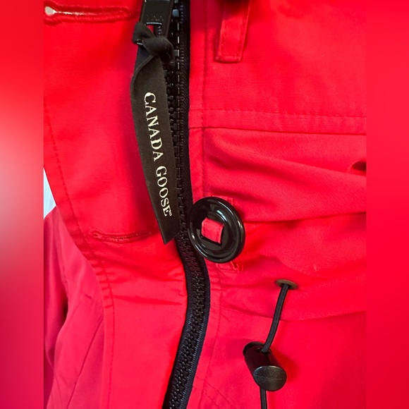 Canada Goose - Red Montebello Parka Winter Coat - Size Small - Picture 4 of 16